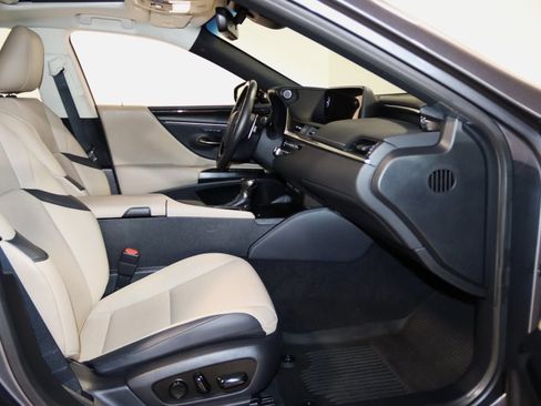 Used 2021 Lexus ES 250 w/ Premium Package image 54