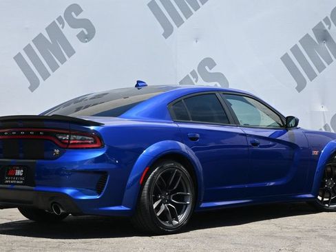 Used 2022 Dodge Charger Scat Pack RWD image 5