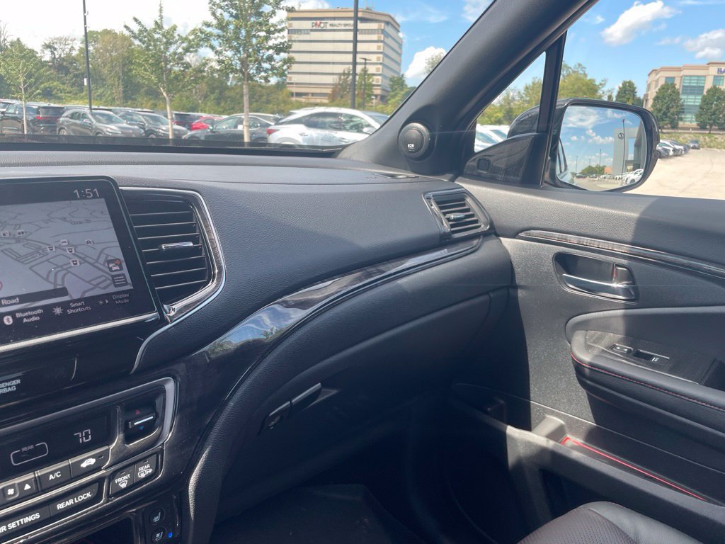 Used 2025 Honda Ridgeline Black Edition image 19