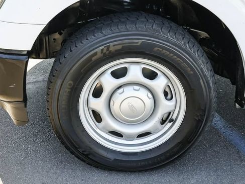 Used 2022 Ford F150 XL w/ Equipment Group 101A High RWD image 9