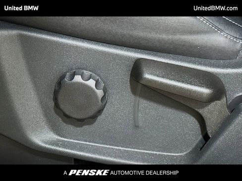 Used 2025 Ford Bronco Badlands image 4