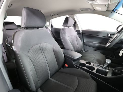 Used 2018 Kia Optima LX FWD image 24