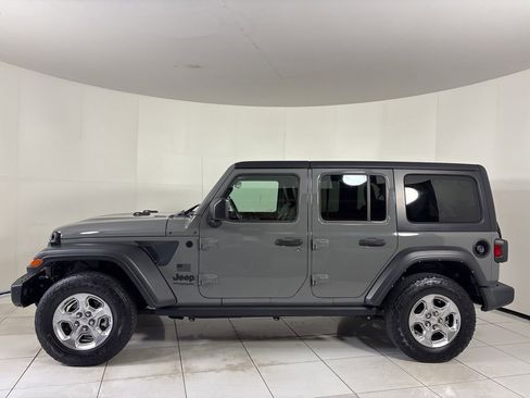 Used 2021 Jeep Wrangler Unlimited Sport AWD/4WD image 2