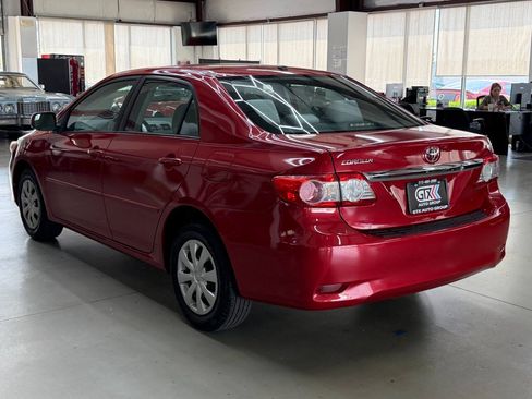 Used 2011 Toyota Corolla LE FWD image 4