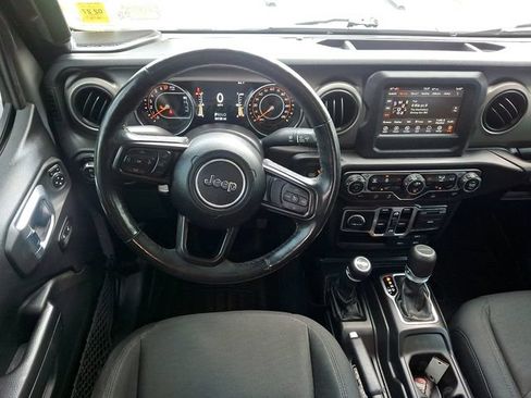 Used 2020 Jeep Gladiator Sport w/ Quick Order Package 24S AWD/4WD image 11