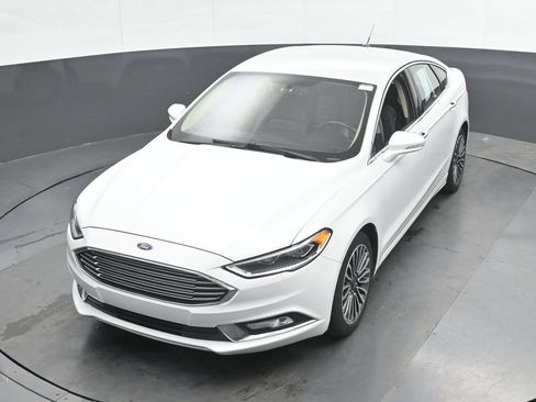 Used 2017 Ford Fusion SE w/ Fusion SE Technology Package FWD image 36
