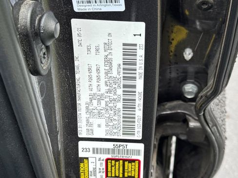 Used 2021 Toyota Tacoma TRD Sport w/ Technology Package RWD image 27