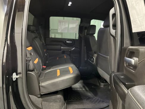 Used 2022 GMC Sierra 2500 AT4 w/ Gooseneck/5TH Wheel Package image 63