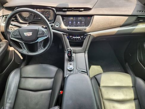 Used 2022 Cadillac XT5 Premium Luxury w/ Technology Package FWD image 21