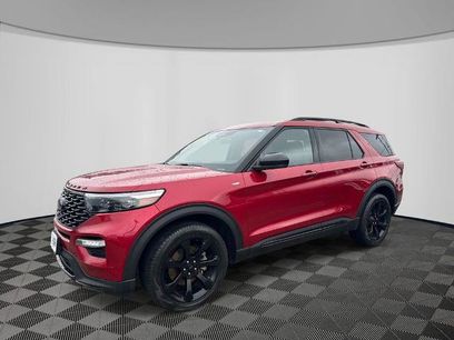 Certified 2024 Ford Explorer ST-Line w/ Class IV Trailer Tow Package