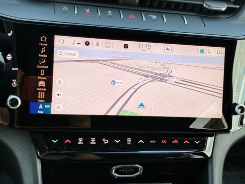 New 2026 Jeep Grand Cherokee L Limited w/ Limited Altitude Package AWD/4WD image 8