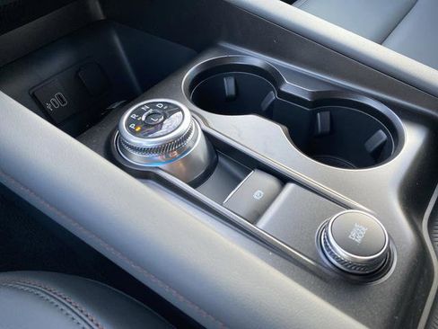 New 2026 Ford Explorer Active w/ Active Comfort Package image 20