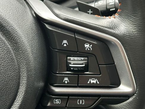 Used 2020 Subaru Crosstrek 2.0i Limited w/ Moonroof Package w/Navigation AWD/4WD image 29