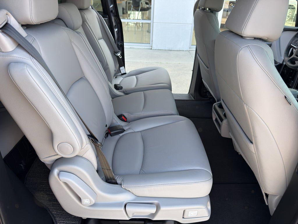 Used 2024 Honda Odyssey EX-L image 28