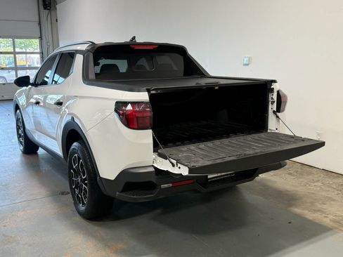 Used 2024 Hyundai Santa Cruz SEL w/ Activity Package AWD/4WD image 4