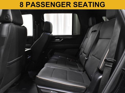Used 2025 GMC Yukon Elevation AWD/4WD image 5