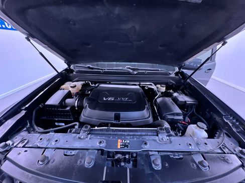 Used 2016 Chevrolet Colorado Z71 image 11