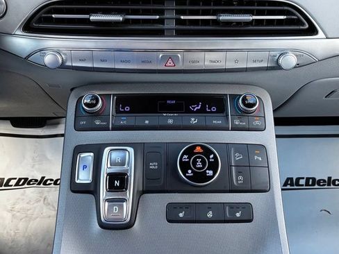Used 2022 Hyundai Palisade SEL w/ Premium Package AWD/4WD image 21