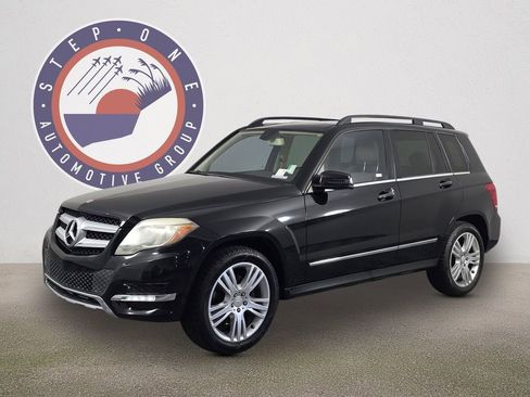 Used 2014 Mercedes-Benz GLK 350 4MATIC image 2