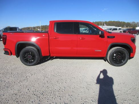 New 2026 GMC Sierra 1500 Elevation image 3