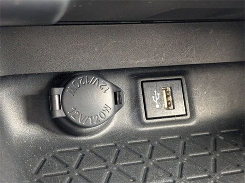 Used 2023 Toyota RAV4 XLE image 23