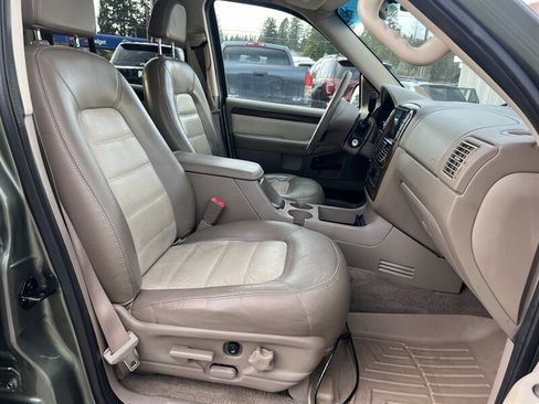 Used 2002 Ford Explorer Eddie Bauer AWD/4WD image 13