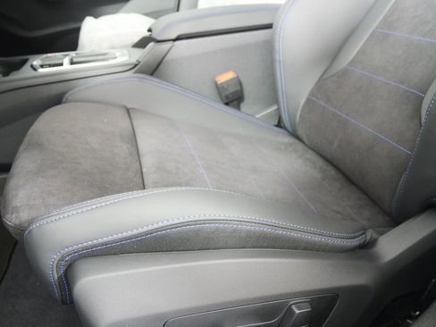 New 2026 BMW M235i xDrive w/ M Performance Package image 10