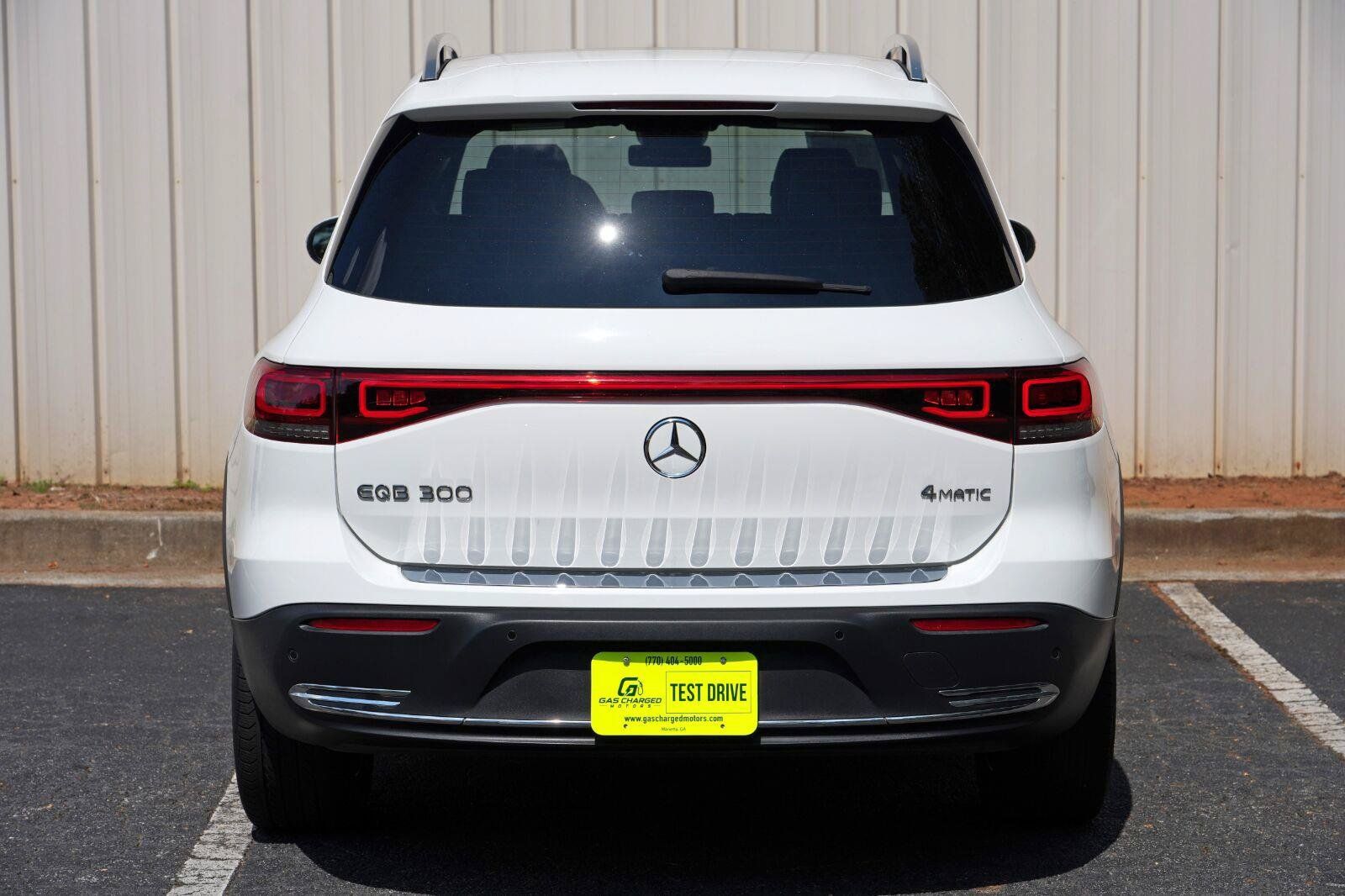 Used 2023 Mercedes-Benz EQB 300 4MATIC w/ Exclusive Package image 52