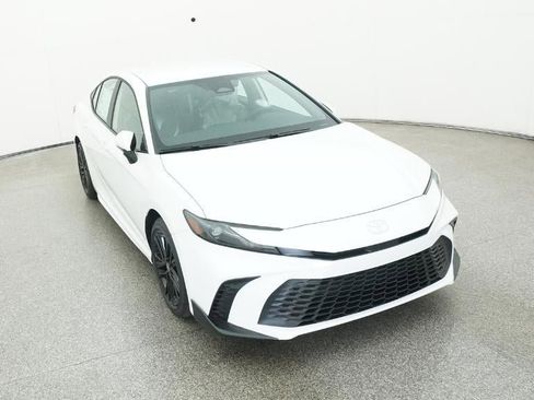 New 2026 Toyota Camry SE image 6