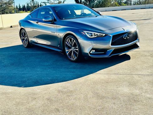Used 2019 INFINITI Q60 3.0t w/ Cargo Package RWD image 15