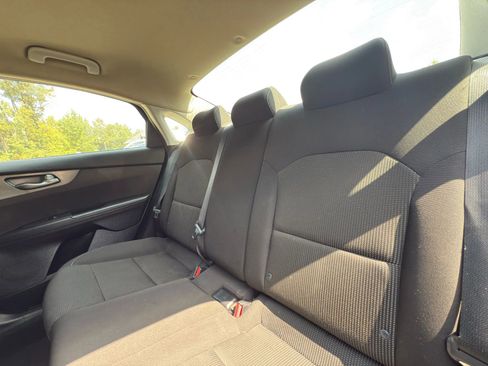 Used 2019 Kia Forte LXS image 34