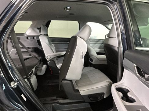 Used 2025 Hyundai Palisade SEL AWD/4WD image 30