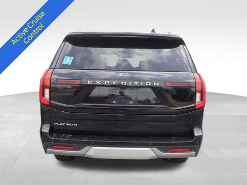 Used 2025 Ford Expedition Platinum AWD/4WD image 11