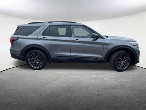 Used 2025 Ford Explorer ST-Line w/ Premium Package AWD/4WD image 16