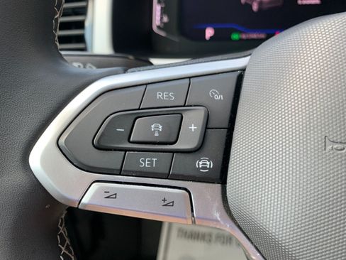 Used 2021 Volkswagen Atlas SEL AWD/4WD image 18