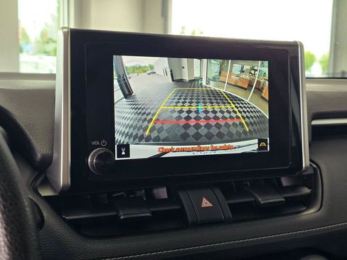 Used 2023 Toyota RAV4 XLE AWD/4WD image 26