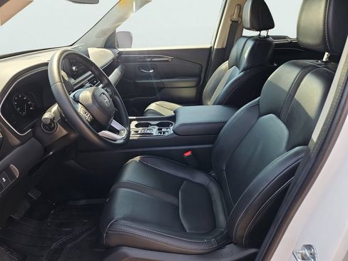 Certified 2025 Honda Pilot EX-L image 32