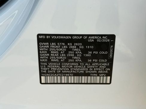 New 2026 Volkswagen Atlas Cross Sport SEL R-Line AWD/4WD image 18