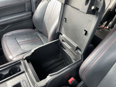 Certified 2022 Ford Expedition Limited image 30