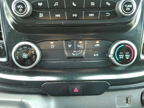 Used 2023 Ford Transit 250 Medium Roof AWD image 36