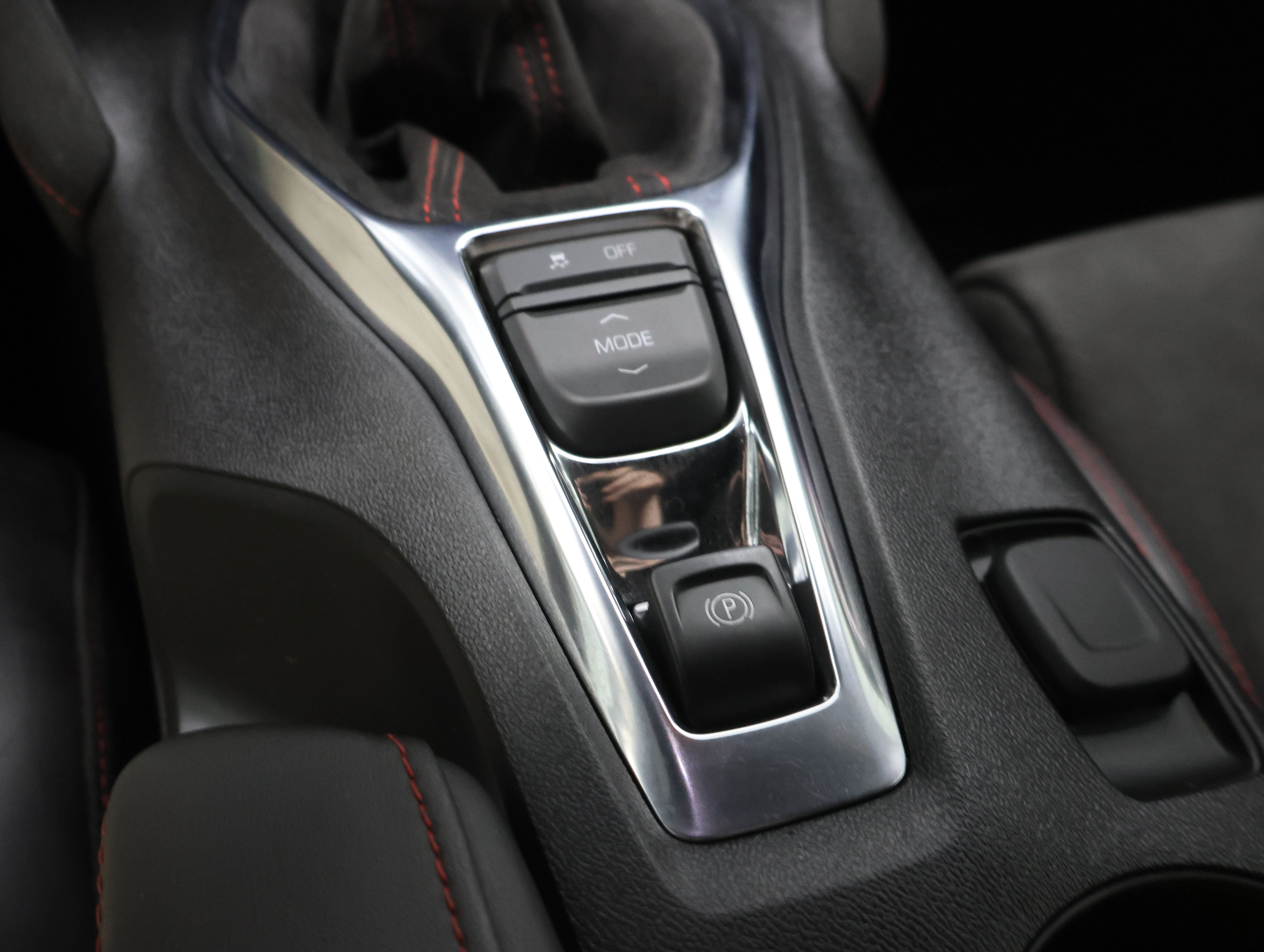 Used 2019 Chevrolet Camaro ZL1 RWD image 43