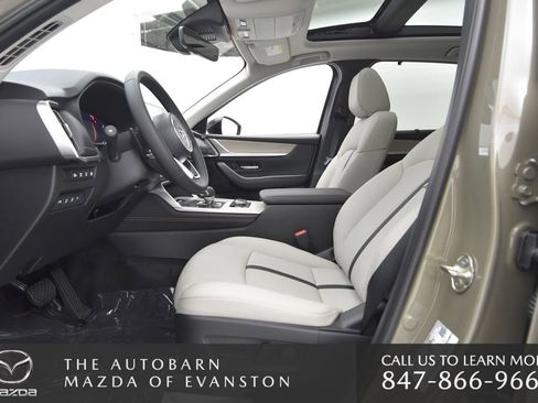 Certified 2025 MAZDA CX-70 Plug-In Hybrid w/ Premium Pkg image 31