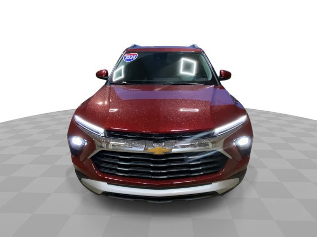 Used 2024 Chevrolet TrailBlazer LT w/ LT Cold Weather Package AWD/4WD image 5