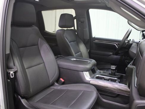 Used 2022 Chevrolet Silverado 1500 LTZ w/ LTZ Convenience Package II image 21