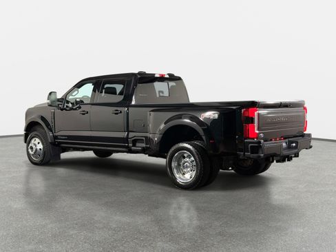Used 2026 Ford F450 Platinum w/ FX4 Off-Road Package AWD/4WD image 5