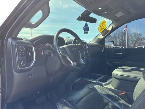 Used 2019 Chevrolet Silverado 1500 LT Trail Boss image 6