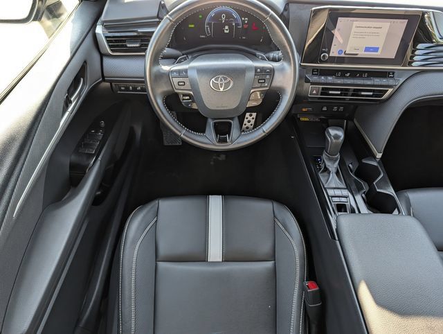 Used 2025 Toyota Camry SE FWD image 12