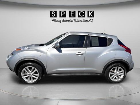 Used 2012 Nissan Juke SV image 2