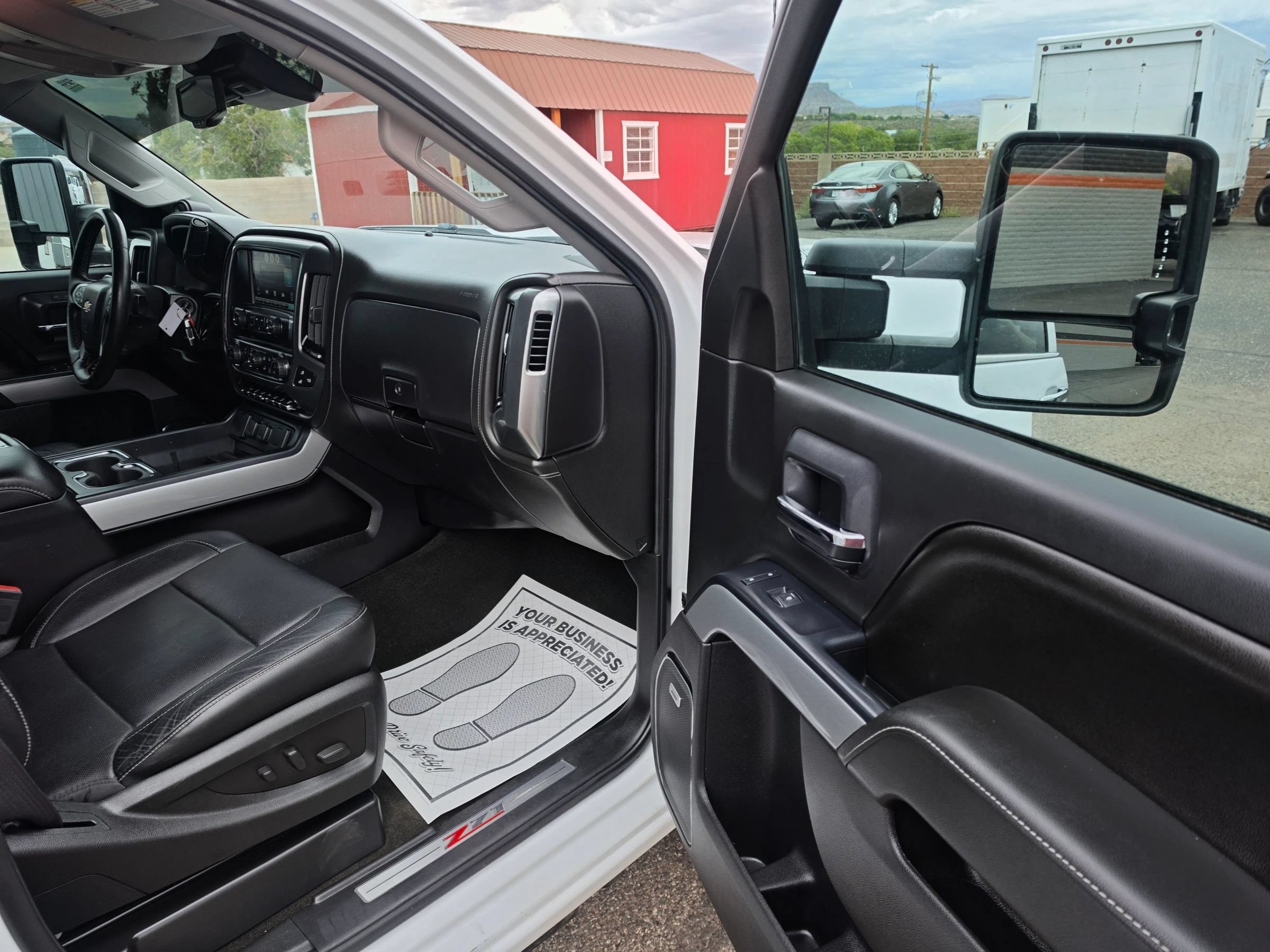 Used 2015 Chevrolet Silverado 2500 LTZ w/ Duramax Plus Package AWD/4WD image 16