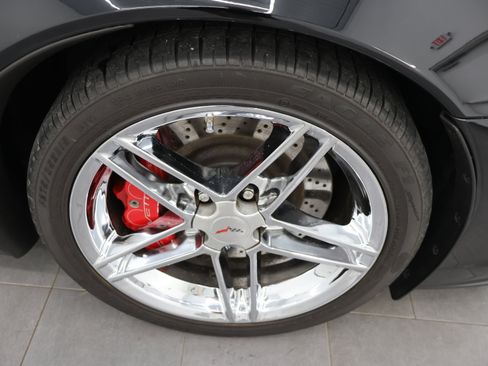 Used 2007 Chevrolet Corvette Z06 w/ Preferred Equipment Group RWD image 3
